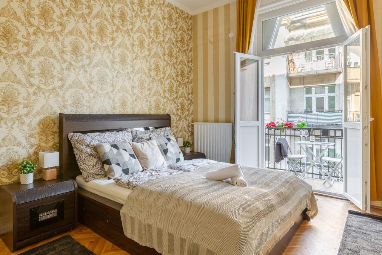 Luxury Downtown Home By Anna Budapest Exterior foto